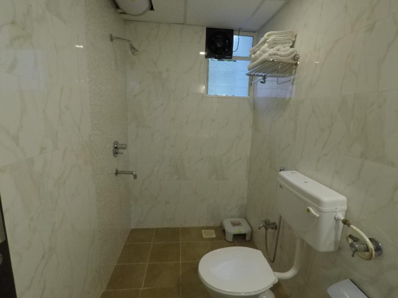 Apple Tree Apartments Koregaon Park Pune Exterior foto